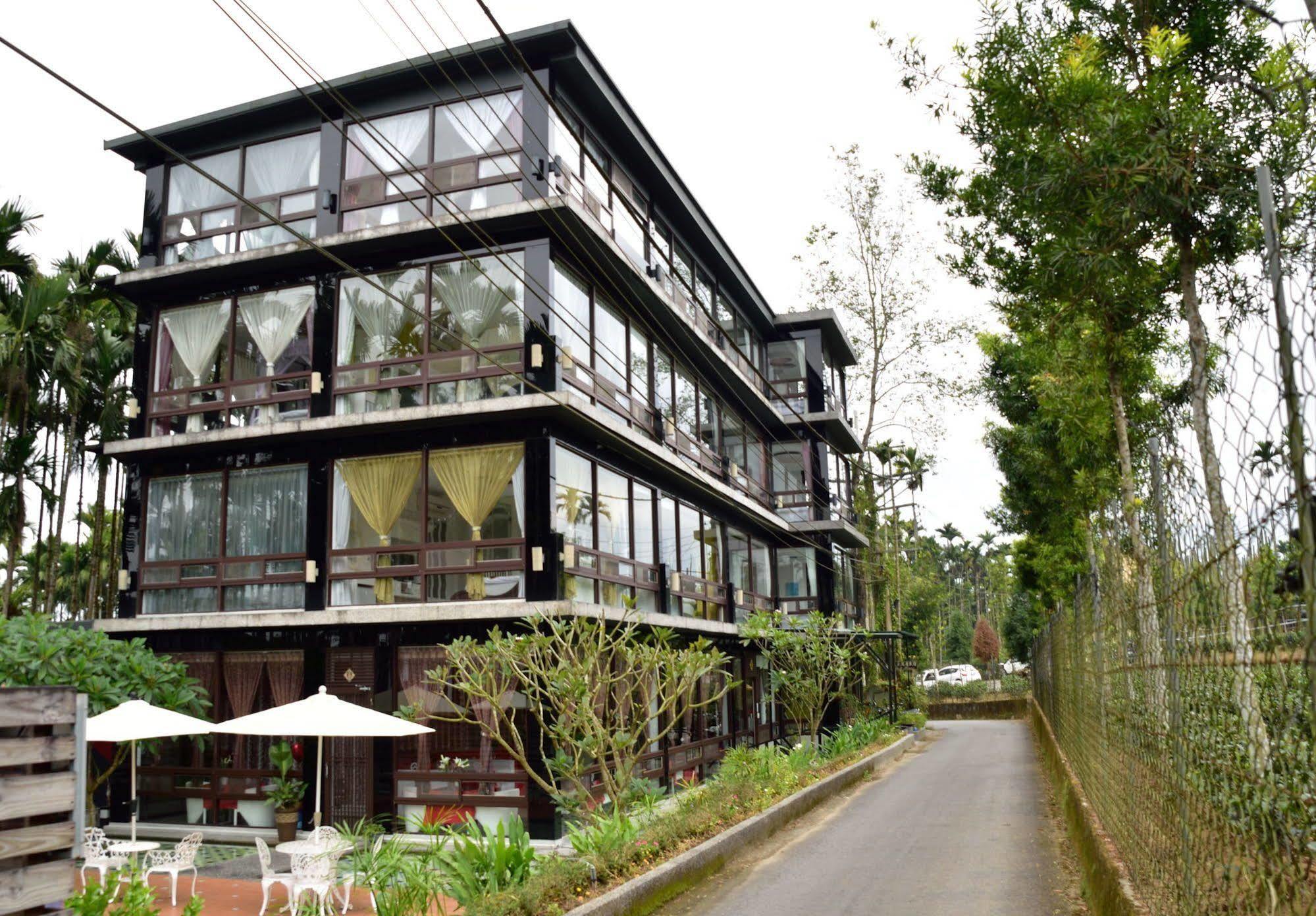 浪漫满屋b&B旅馆 Nantou 外观 照片